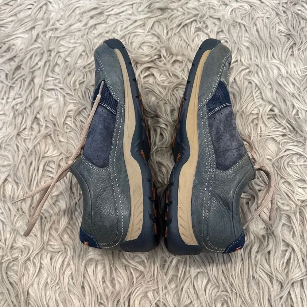 Taos sneakers size US 6